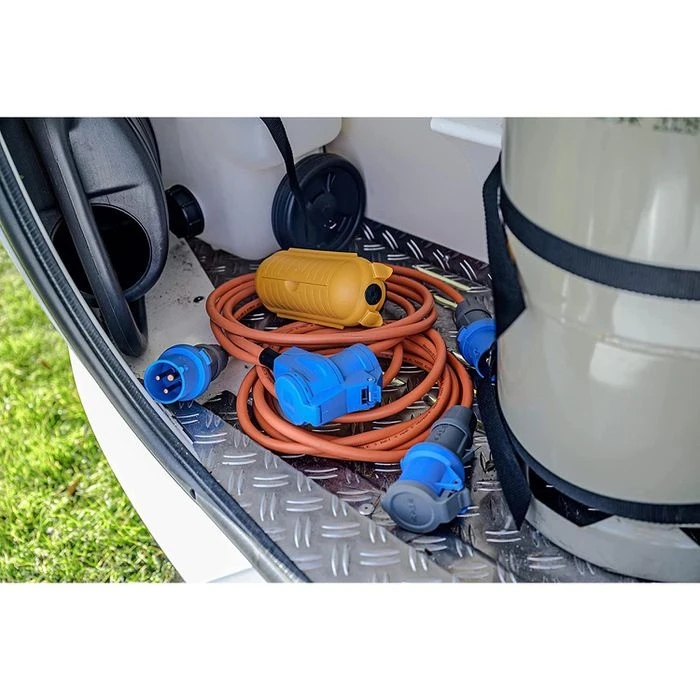 Brennenstuhl Strom-Verlängerungskabel Camping Set, 3 M + 1,5 M, Caravan, IP44, 2,5 Mm² + Kabelbox 3 Brennenstuhl Strom-Verlängerungskabel Camping Set, 3 M + 1,5 M, Caravan, IP44, 2,5 Mm² + Kabelbox – Bild 3